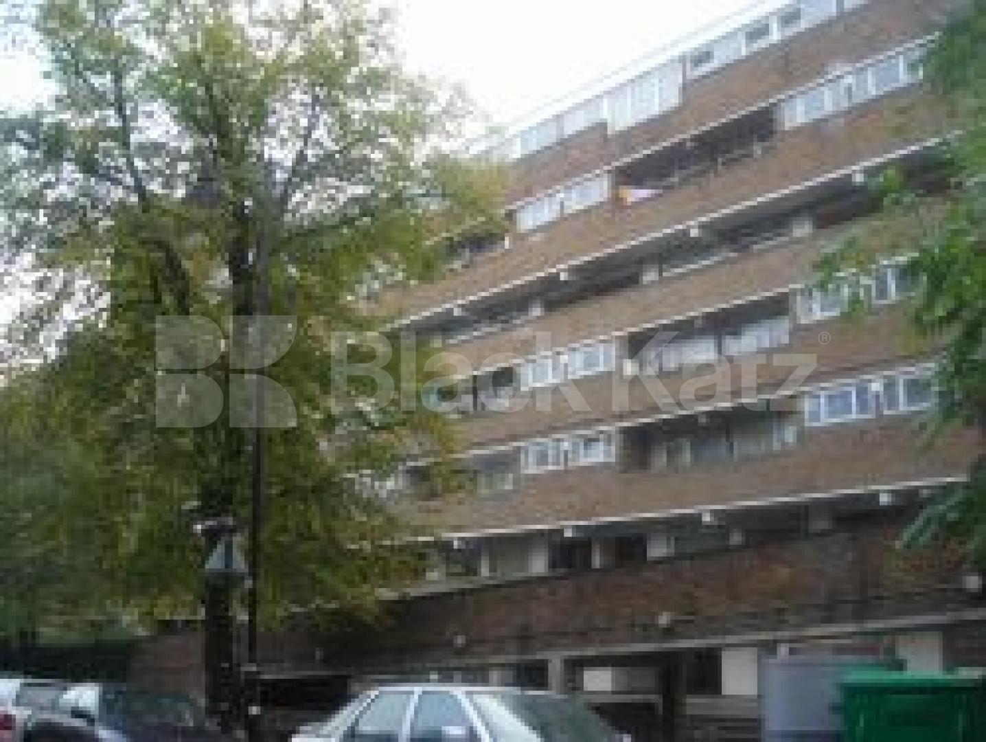 			3 Bedroom, 1 bath, 1 reception Flat			 New Orleans Walk, ARCHWAY N19